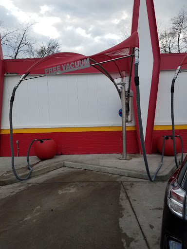 Car Wash «Globe Express Car Wash», reviews and photos, 8650 University Blvd, Coraopolis, PA 15108, USA