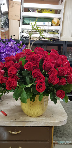 Florist «Canoga Park Florist», reviews and photos, 7144 Owensmouth Ave, Canoga Park, CA 91303, USA