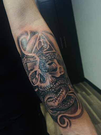 Explore dead by daylight tattoo ideas, creative tattoo ideas in Glendale, available at Urban Legends Tattoo and Piercing LLC