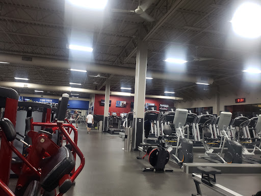 Gym «Club Fitness», reviews and photos, 1443 Bass Pro Drive, St Charles, MO 63301, USA