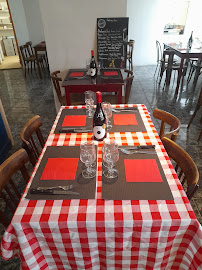 Photos du propriétaire du Restaurant Le Central Bistrot Convivial à Saint-Gervais-d'Auvergne - n°9
