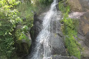 Cachoeira Dos Duendes - Caldas MG image
