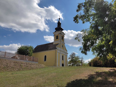 Dunaújvárosi Szent Miklós ereklyéinek átvitele szerb ortodox templom