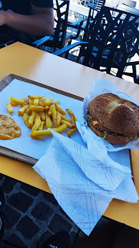 Frite du Restaurant de hamburgers Van's And﻿ Burger à Martigues - n°19