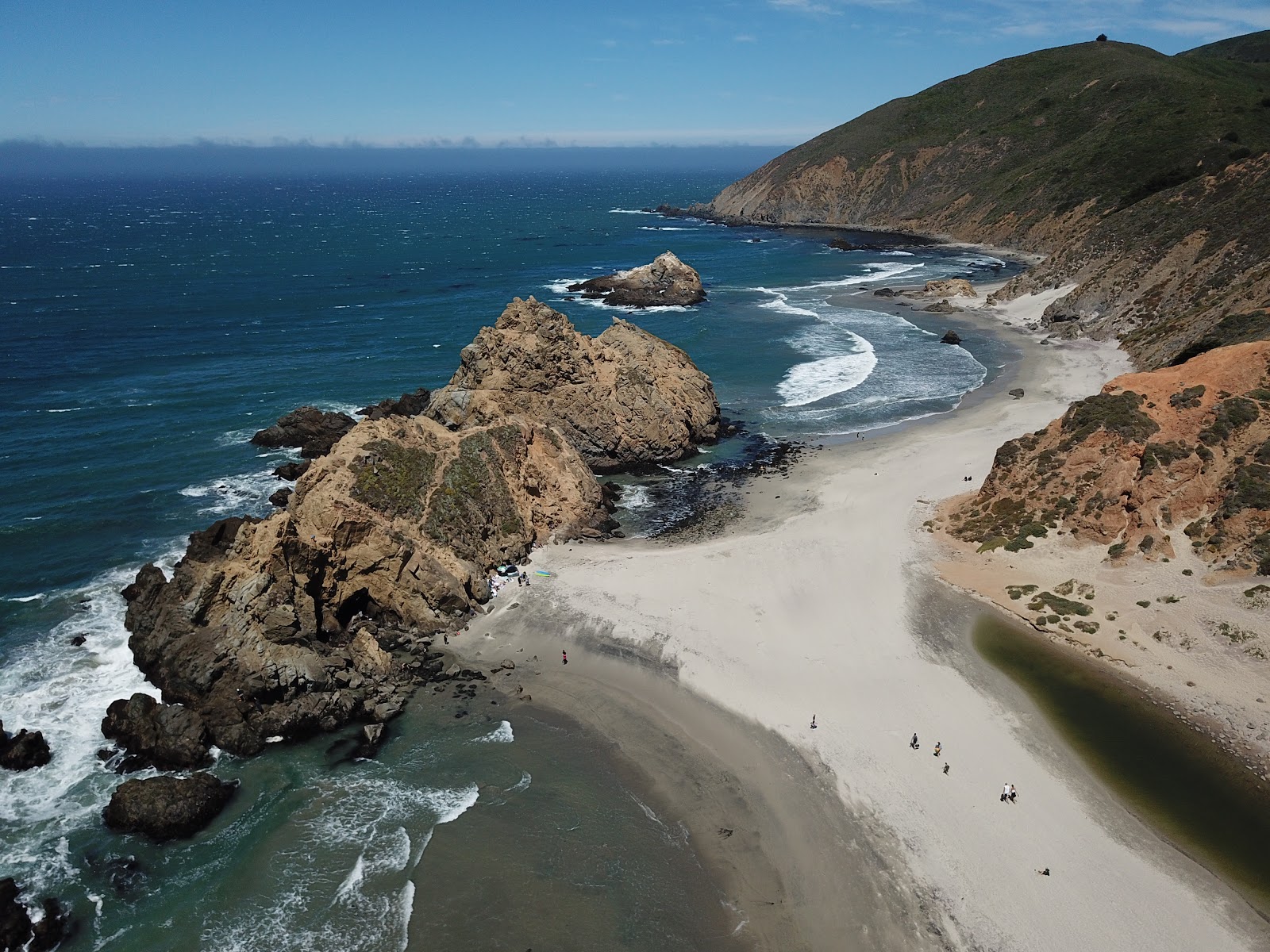 Foto von Pfeiffer Beach wilde gegend