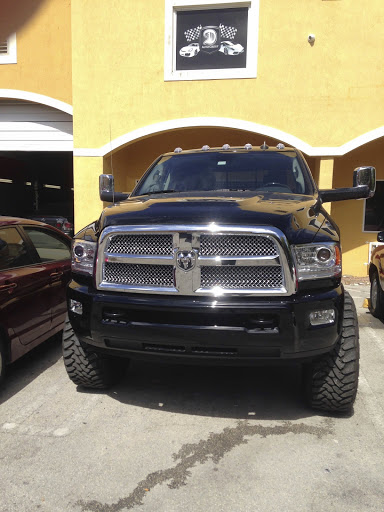 Auto Body Shop «D Auto Group Collision Center», reviews and photos, 13901 SW 143rd Ct #8, Miami, FL 33186, USA