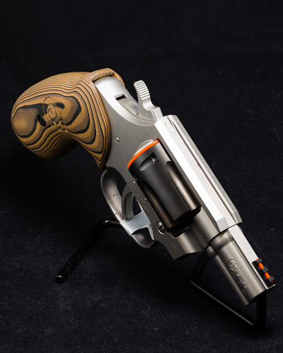 Pawn Shop «Chesapeake Square Pawn», reviews and photos, 2125 Starmount Pkwy #123, Chesapeake, VA 23321, USA