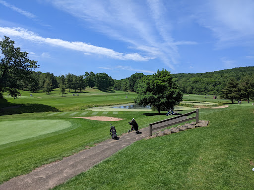 Golf Course «Portland Golf Course West», reviews and photos, 105 Gospel Ln, Portland, CT 06480, USA