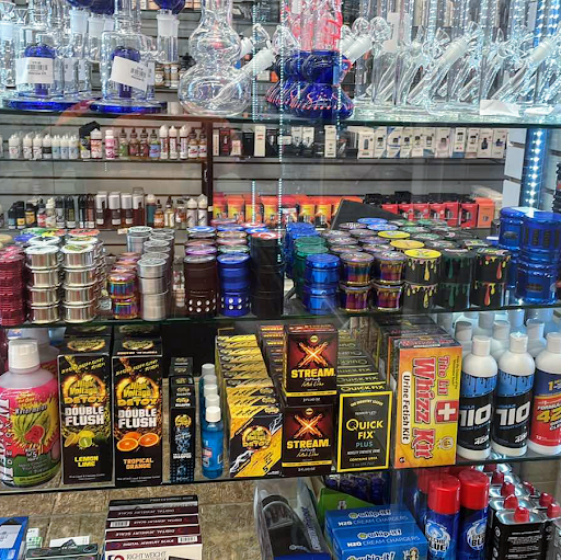 Vaporizer Store «Cigar n Vape Alexandria», reviews and photos, 678 S Pickett St, Alexandria, VA 22304, USA