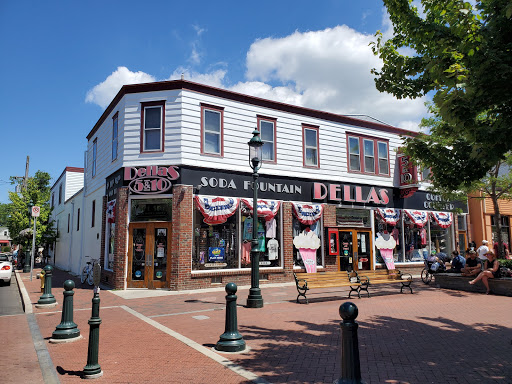Department Store «Dellas 5 & 10», reviews and photos, 503 Washington St, Cape May, NJ 08204, USA