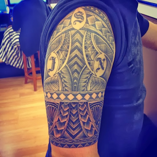 Tattoo Shop «Revelation Studios Tattoo & Piercing», reviews and photos, 1691 Bethlehem Pike #3, Hatfield, PA 19440, USA