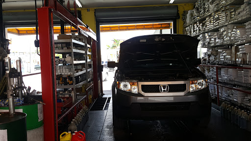 Auto Repair Shop «Pro Oil & Carwash», reviews and photos, 23 Beacom Blvd, Miami, FL 33135, USA