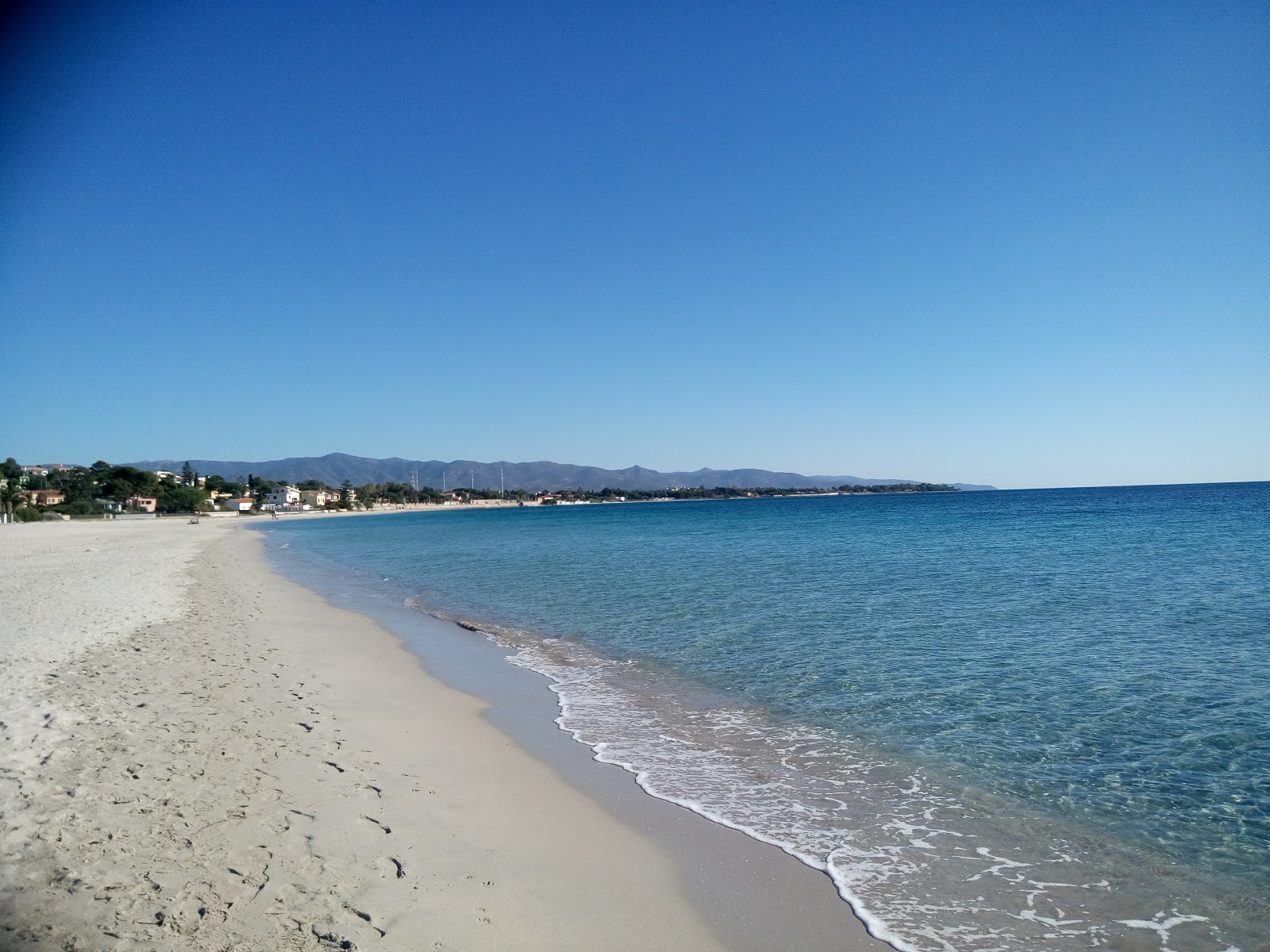 Photo of Margine Rosso with bright sand surface