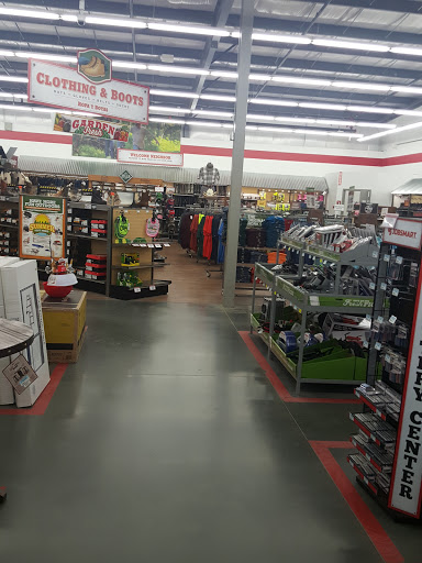 Home Improvement Store «Tractor Supply Co.», reviews and photos, 8986 Courthouse Rd, Louisa, VA 23093, USA