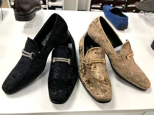 Discount Store «D&K Suit City», reviews and photos, 2975 Headland Dr SW, Atlanta, GA 30311, USA