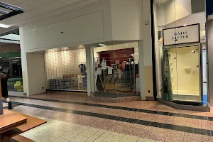 Mckinley Mall image