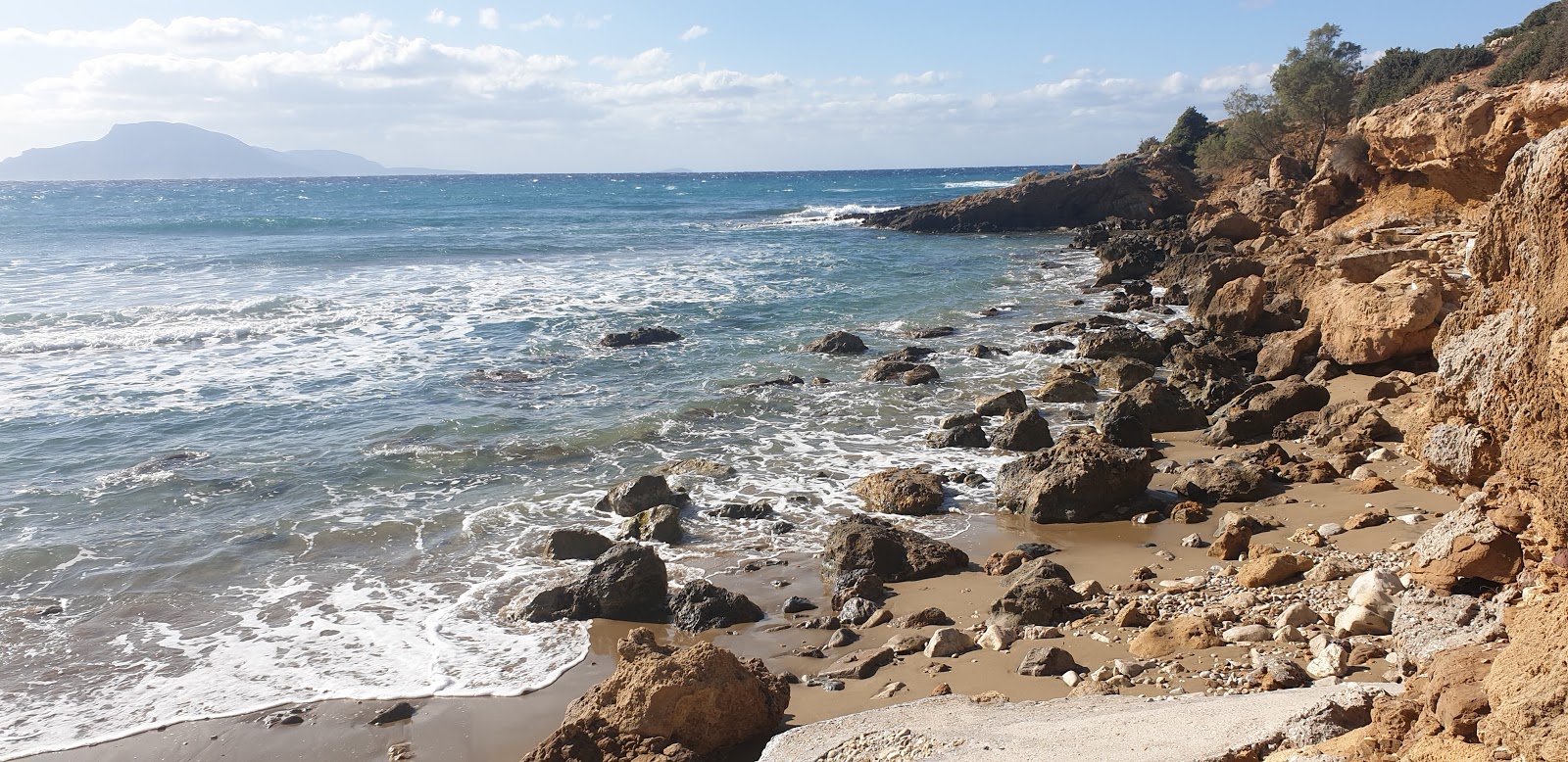 Agios Georgios beach的照片 具有非常干净级别的清洁度