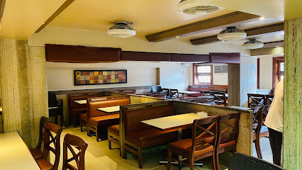 Supriya Restaurant - Gitanjali Kunj, Opposite Nehru Memorial Hall, Ambedkar Road, Pune, Maharashtra 411011, India