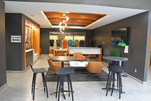 Used Car Dealer «Deery Brothers Chrysler Dodge Jeep Ram Iowa City», reviews and photos, 651 IA-1, Iowa City, IA 52246, USA