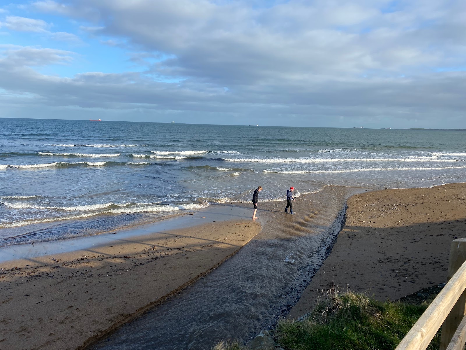 Foto di Crawfordsburn Beach e l'insediamento