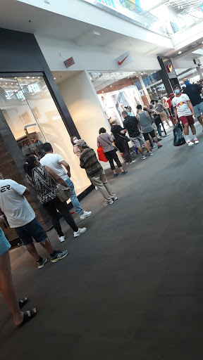 Shoe Store «Reebok Outlet», reviews and photos, 651 Kapkowski Rd #1048, Elizabeth, NJ 07201, USA