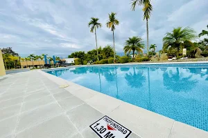 Reserva de la Colina Apartasoles image