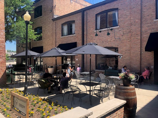 Wine Store «The Wine Exchange», reviews and photos, 1 Illinois St # 120, St Charles, IL 60174, USA