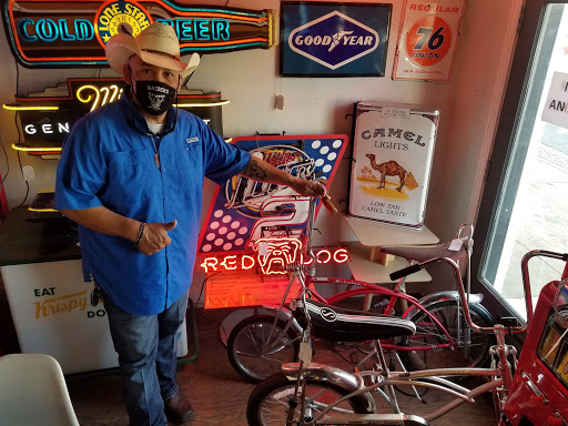 Gourmet Grocery Store «Boerne Epicure Gourmet Market», reviews and photos, 210 S Main St, Boerne, TX 78006, USA