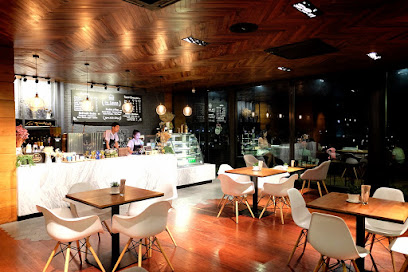 De Lanna Riverfront Café & Restaurant