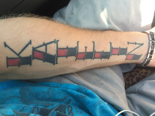 Tattoo Shop «Sinner & Saints Tattoo & Piercing», reviews and photos, 2 W Central Ave, Onset, MA 02558, USA