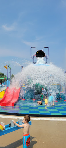 Water Park «Family Aquatic Center of Wheeling, IL», reviews and photos, 327 West Dundee Road, Wheeling, IL 60090, USA