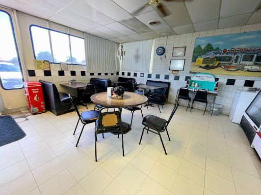 Bakery «Childress Bakery Sandwich Shop», reviews and photos, 1001 Ave F NW, Childress, TX 79201, USA