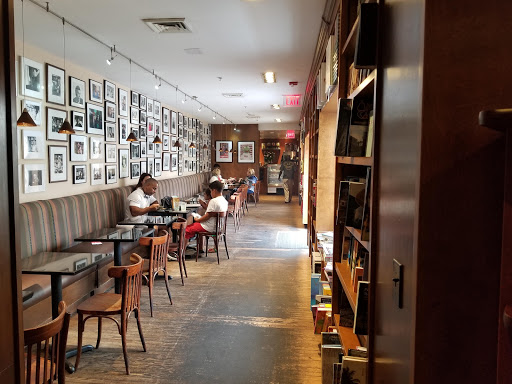 Book Store «Books & Books», reviews and photos, 265 Aragon Ave, Coral Gables, FL 33134, USA