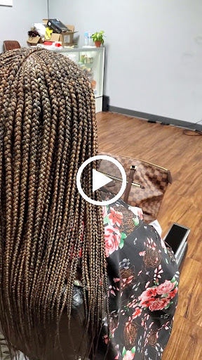 victoire african hair braiding image 5