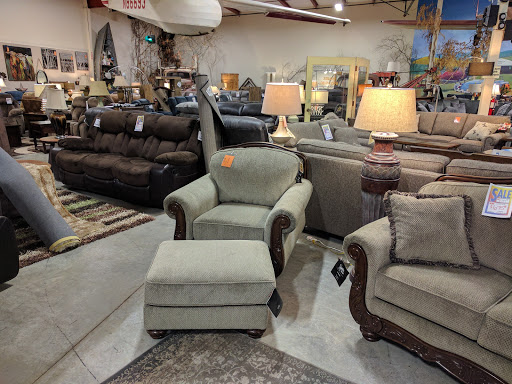 Furniture Store «Hometown Furniture Center», reviews and photos, 2665 S Santiam Hwy, Lebanon, OR 97355, USA