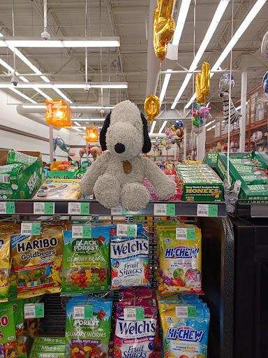 Supermarket «WinCo Foods», reviews and photos, 1920 Olympic St, Springfield, OR 97477, USA