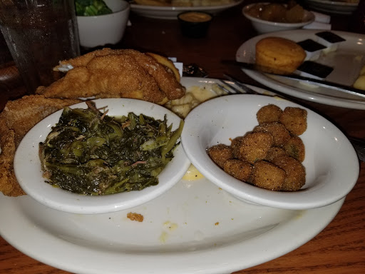 American Restaurant «Cracker Barrel Old Country Store», reviews and photos, 2003 Eatonton Rd, Madison, GA 30650, USA