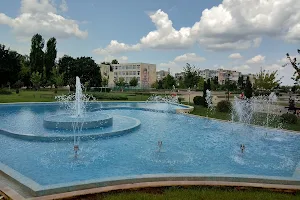 Dabnika Park image