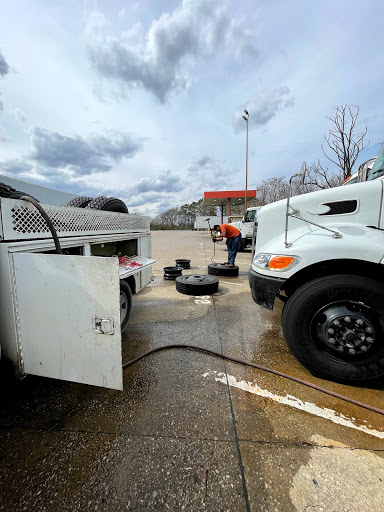 Tire Shop «Cruz Tire Services», reviews and photos, 3700 Hunters Point Pike, Lebanon, TN 37087, USA