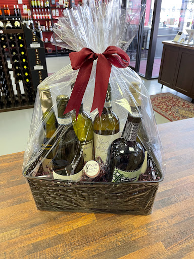 Wine Store «Vinum Wine Shop», reviews and photos, 210b S Main St, Middleton, MA 01949, USA