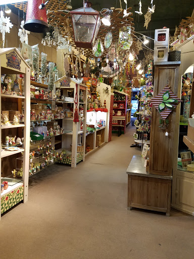 Christmas Store «Tannenbaum Christmas Shop», reviews and photos, 1007 Howard St, Omaha, NE 68102, USA