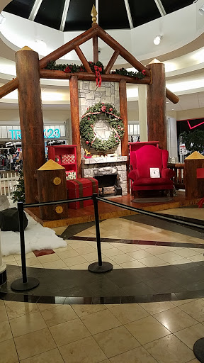 Shopping Mall «Newburgh Mall», reviews and photos, 1401 NY-300, Newburgh, NY 12550, USA