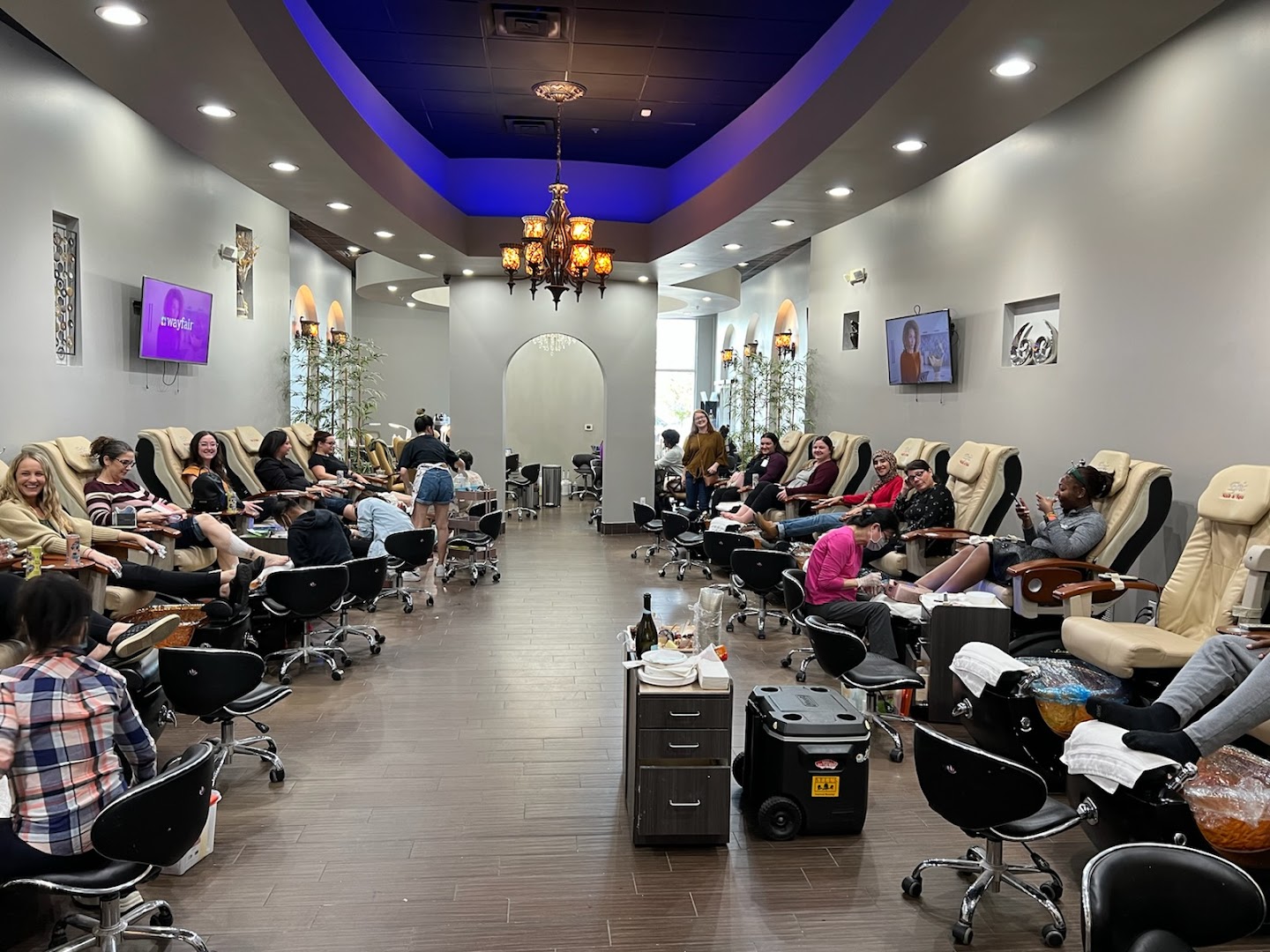 Manicures and Pedicures in Bloomfield, CT - wide 1
