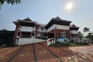 OYO Flagship Kaveri Tourist Home Guruvayur image