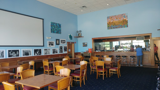 Outlet Mall «Essex Outlets & Cinemas», reviews and photos, 21 Essex Way, Essex Junction, VT 05452, USA