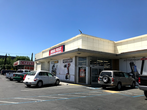 Hardware Store «Harbor Freight Tools», reviews and photos, 1349 N Blackstone Ave, Fresno, CA 93703, USA