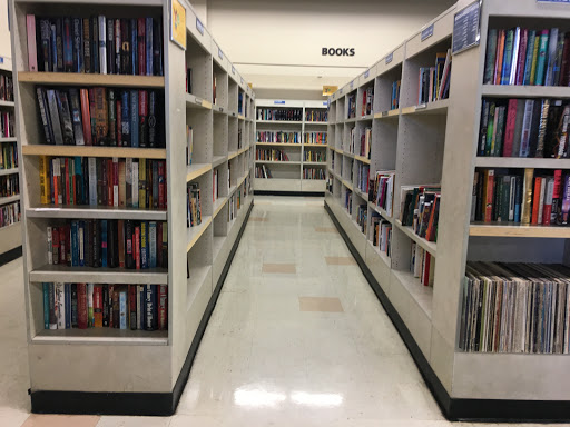 Thrift Store «Lakewood Goodwill», reviews and photos, 6002 Mt Tacoma Dr SW, Tacoma, WA 98499, USA