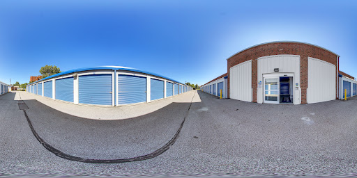 Self-Storage Facility «Compass Self Storage», reviews and photos, 16005 Chagrin Blvd, Shaker Heights, OH 44120, USA