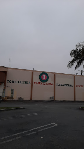 Supermarket «Top Valu Market», reviews and photos, 10819 Hawthorne Blvd, Lennox, CA 90304, USA