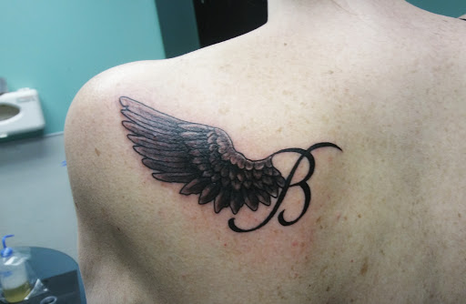 Tattoo and Piercing Shop «Miraculous Creations», reviews and photos, 387 Park Ave, Worcester, MA 01610, USA